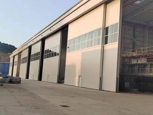 Các hangar máy bay kim loại đã được chế tạo sẵn